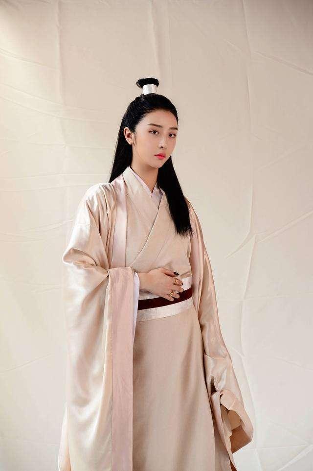 赵小棠|赵小棠又说自己像王祖贤了，可是从身高到颜值，哪点像了？