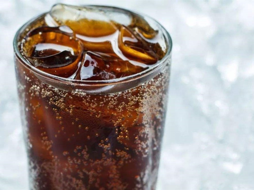 炸鸡腿香吗可乐好喝吗垃圾食品偶尔尝尝别拿它们当饭吃