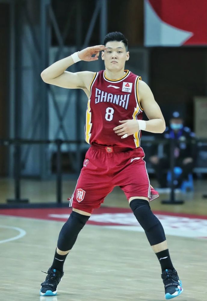 张宁cba首秀就打脸!八一男篮正式解散退出联赛啊!_腾讯新闻