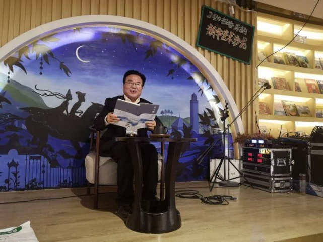 甘志勇七律杨秀玲剪纸艺术赞