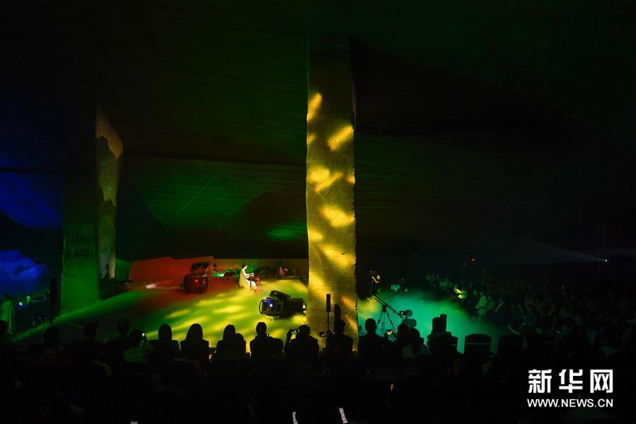 石窟|石窟里的音乐会