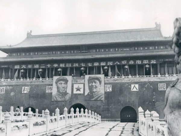 天安门广场|各个时期天安门照片，你见过吗