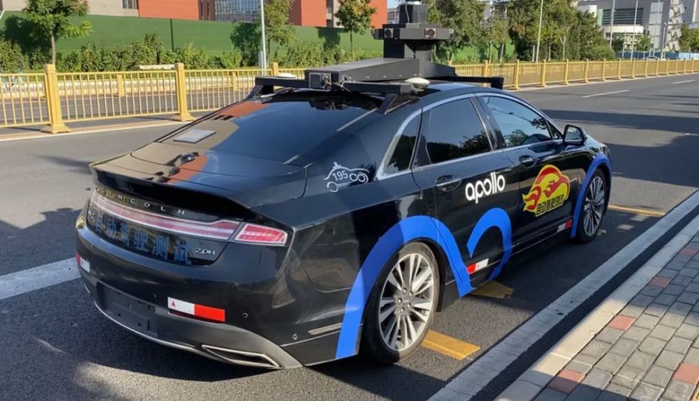 北京|等了近两个小时，16次叫单失败后，我终于打上一辆Robotaxi