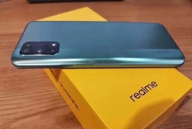 realmev5 realme是oppo的主要高性价比子品牌.