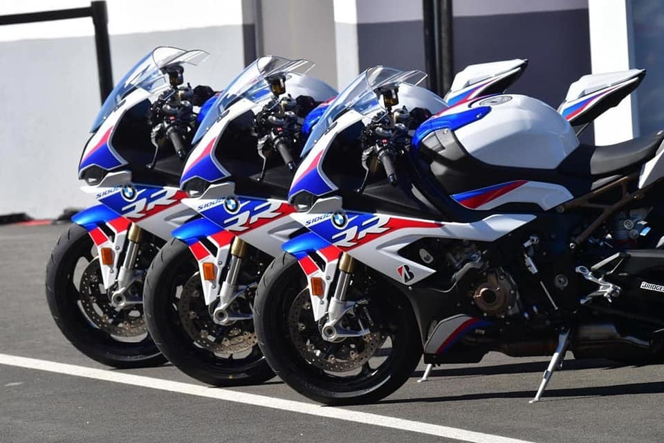 没有大小眼的双r你喜欢吗宝马s1000rr新款即将国内上市