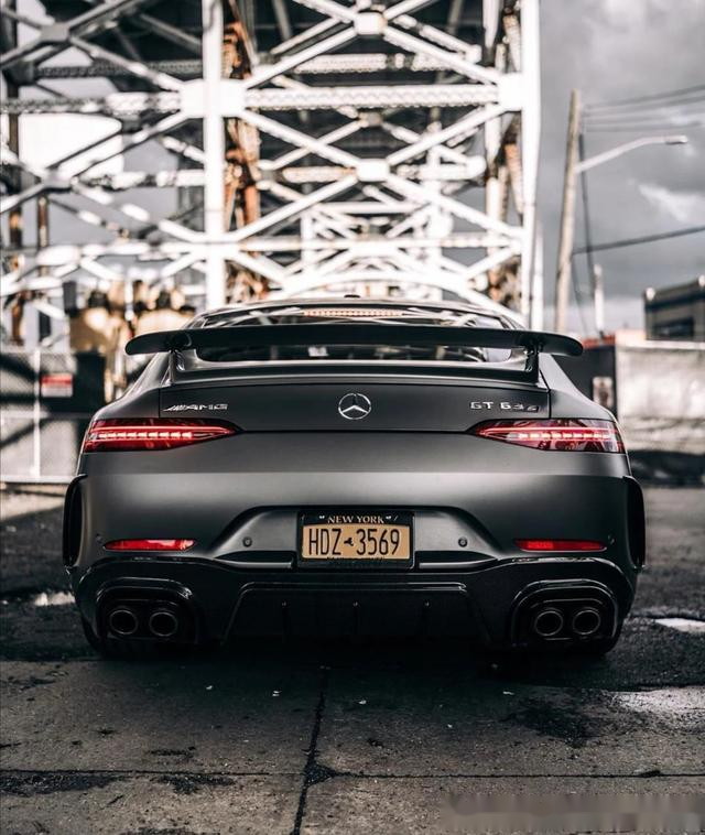 奔驰amg gt 63 s巴博斯改装0/100提速2.9秒