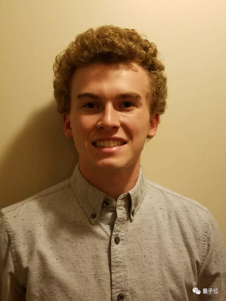 超导体|首个室温超导体问世，为了发现它，科学家用废了几十颗钻石｜Nature