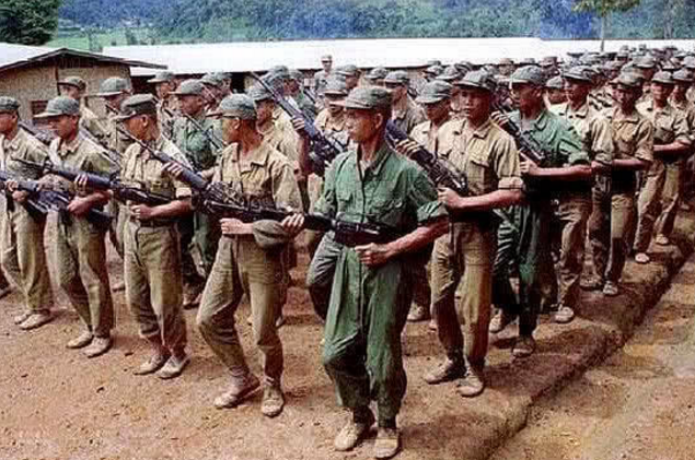 很快坤沙在金三角地区的地位飞速上升,他花重金砸向培育新型的品种,对