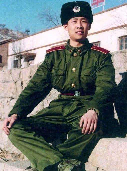 张译|42岁的张译活成了老戏骨的模样，这个运气烂到爆的男人为什么这么帅？