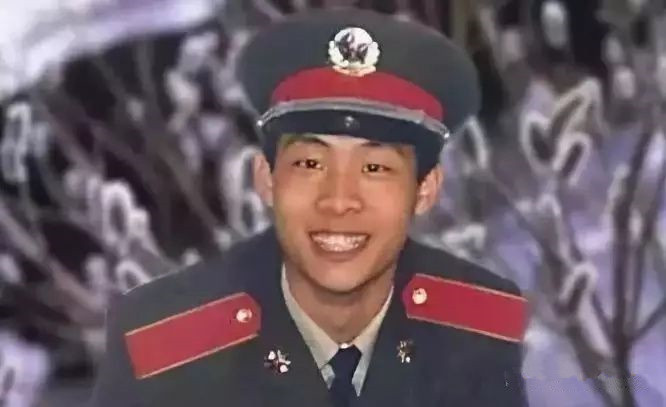 张译|42岁的张译活成了老戏骨的模样，这个运气烂到爆的男人为什么这么帅？