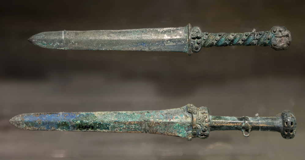 中原|草原民族与中原的相爱相杀：仗要打文化也得交融，不信你看这剑！