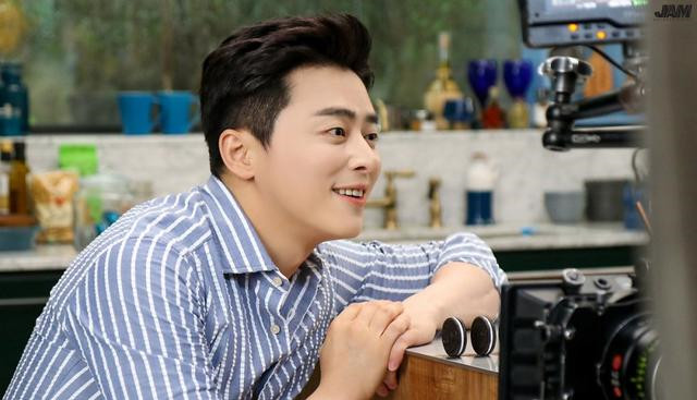 机智医生生活曹政奭金俊广告花絮公开李氏父子宇宙最可爱