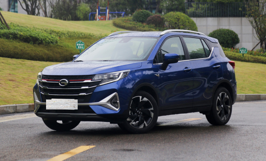 传祺gs3power上市,配双联屏,油耗5.9l,长安遇到硬茬了