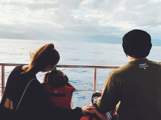 昆凌|侯佩岑高情商回应昆凌盗彩虹图风波：没关系啦，美图大家共享