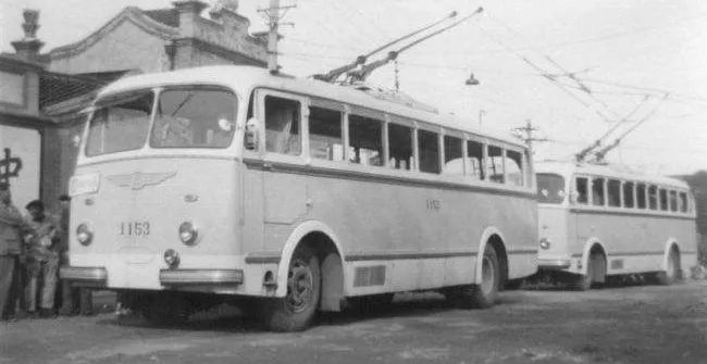 人民币|成化三秋杯估价10亿美元，合算人民币约70亿，这估价夸张吗？