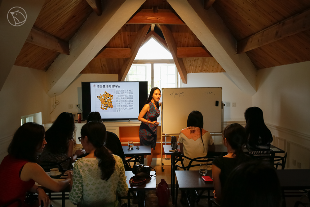 名媛|谷雨影像｜上海名媛养成记：爱马仕仅入门，女主人课程十天花8万