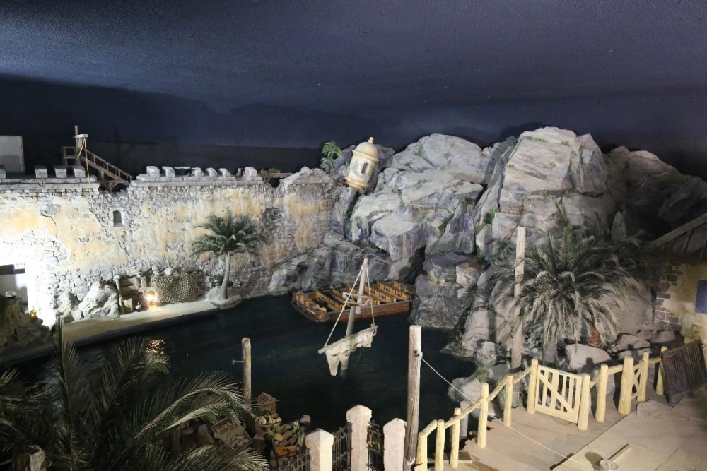 劳模创新工作室|劳模创新工作室环球影城“造景”，来看水泥砂浆如何变城堡恐龙