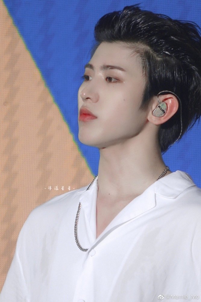 还有同为"大厂工友"的制霸林彦俊.