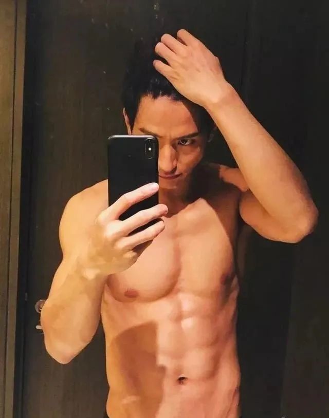 张峻宁|疑似恋情曝光，这是难逃姐弟恋魔咒了？