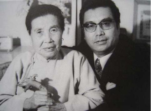 李双江|大儿子前妻抚养成才，小儿子夫妻溺爱犯事，81岁李双江仍为其拼命赚钱