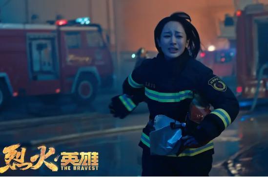 杨紫|铁打的战绩，永远的陪跑，真替杨紫感到亏得慌