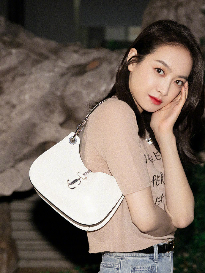 金鹰女神|宋茜金鹰女神刷出来的？组委会清理刷票，狂掉54万票后赵丽颖上升第一