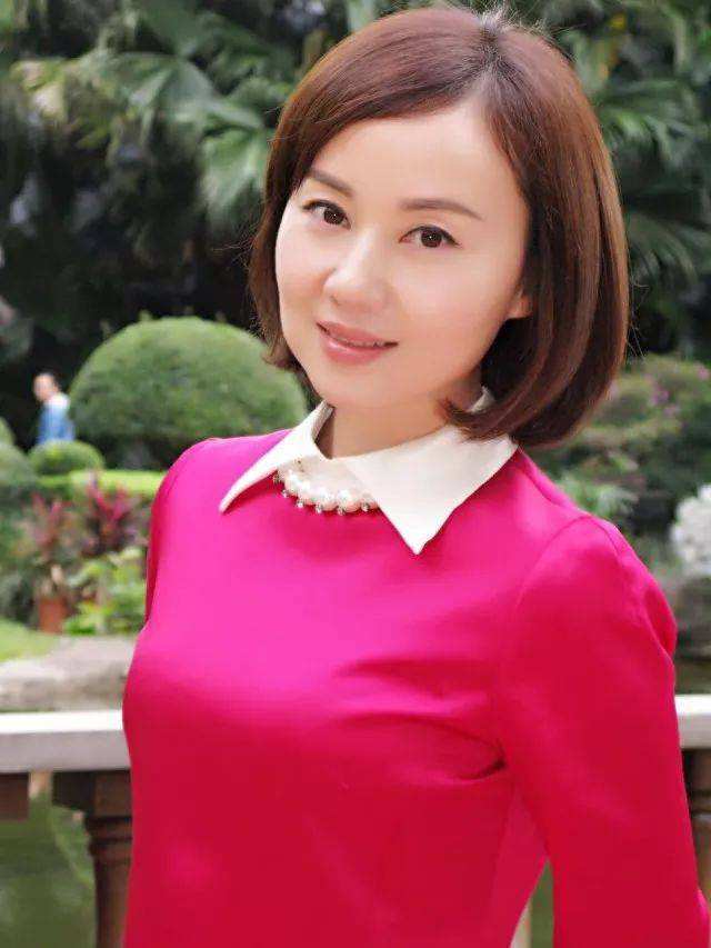 珠江台外来媳妇本地郎由美扮演者马小倩年过40却更加气质