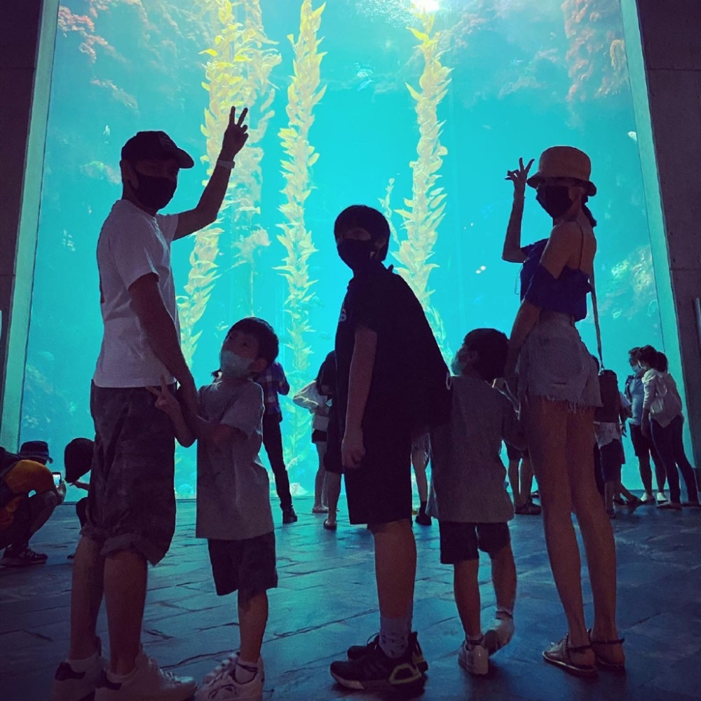 林志颖|陈若仪晒全家福为老公庆生，身高被儿子直追，46岁林志颖仍少年