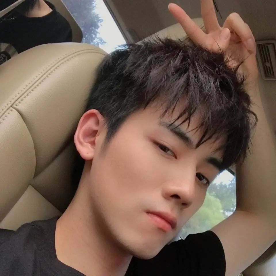 赵温柔|两个前女友出来锤渣男？这瓜越吃越多了……