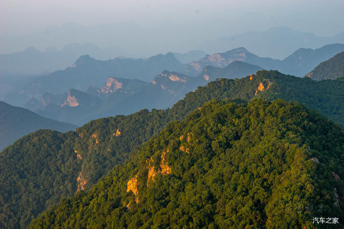 高山草甸|北京第三高峰百花山，夏日清凉世界，高山林海花园