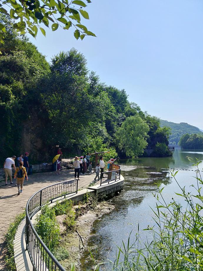 去北京的夏都延慶享受清涼玉渡山古崖居遊記