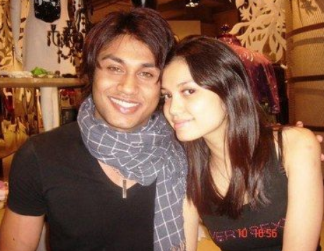 出轨|又一明星夫妇宣布离婚，男方孕期出轨被捉奸，法院判决结果出炉