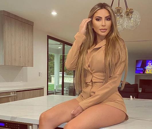 皮蓬前妻近照曝光,宛如20岁少女,曾险些"团灭"卡戴珊家族_腾讯新闻