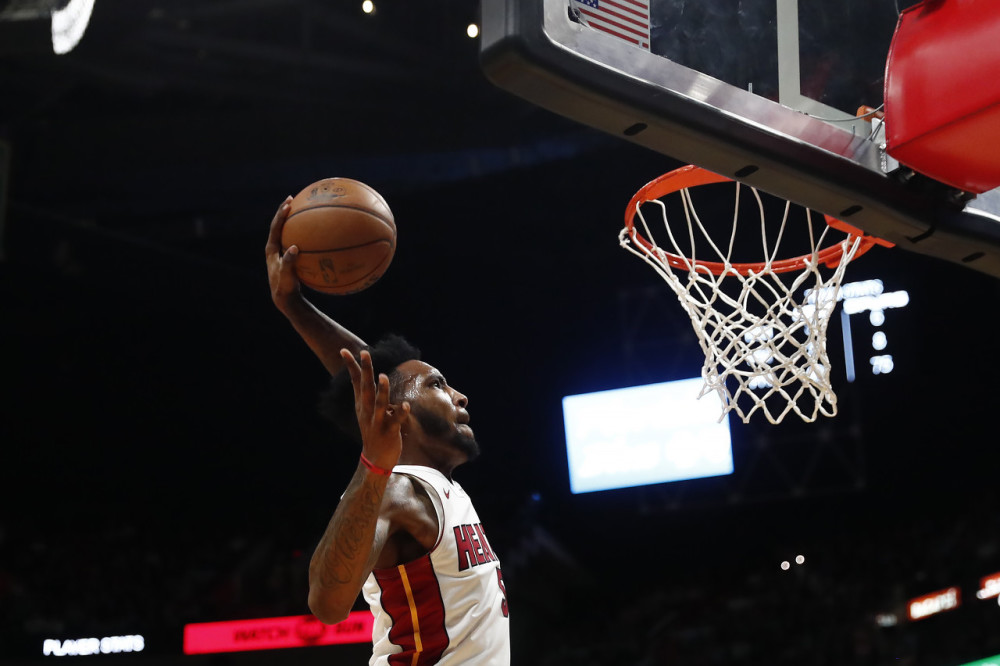 骑士黄蜂和老鹰等球队预计有意扣篮王小琼斯