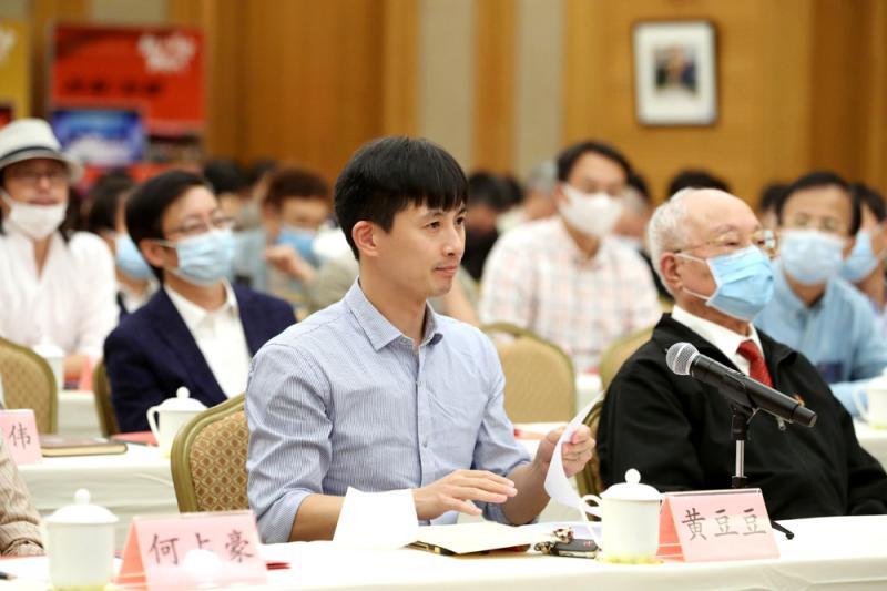 浙江省戏剧家协会|海上文艺大咖云集，上海文联成立70周年座谈会都来了谁？