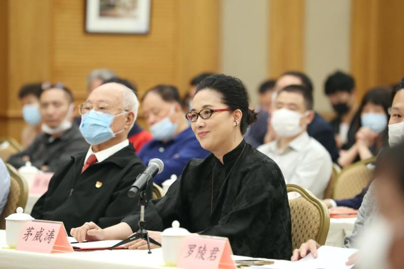 浙江省戏剧家协会|海上文艺大咖云集，上海文联成立70周年座谈会都来了谁？
