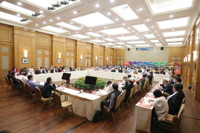 浙江省戏剧家协会|海上文艺大咖云集，上海文联成立70周年座谈会都来了谁？