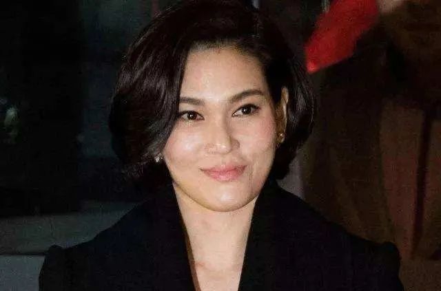 李富真|真正的白富美在干嘛？跟亲兄弟抢家产