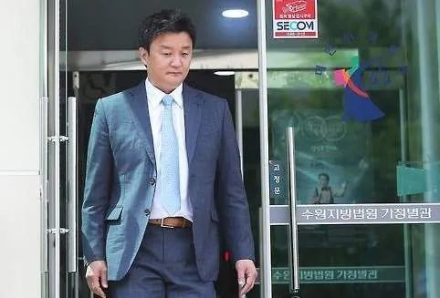 李富真|真正的白富美在干嘛？跟亲兄弟抢家产