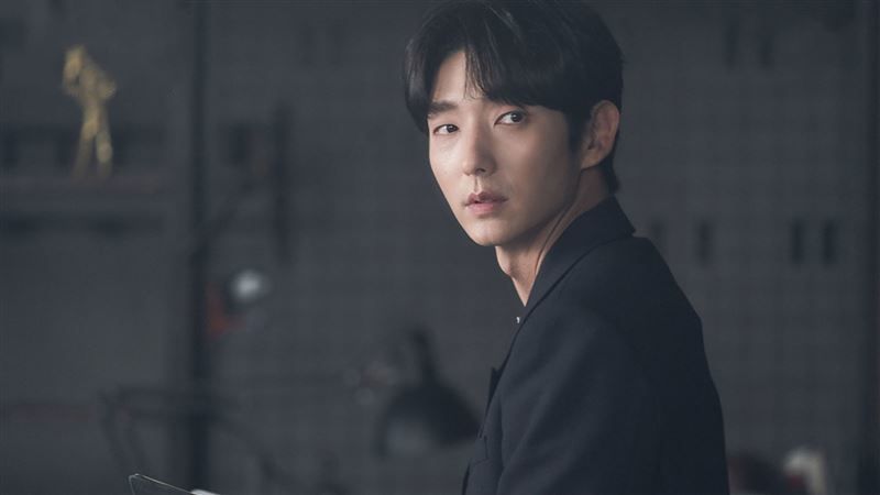 李准基主演韩剧恶之花,上月底完美收官,自曝不拍戏孤独又无助_腾讯