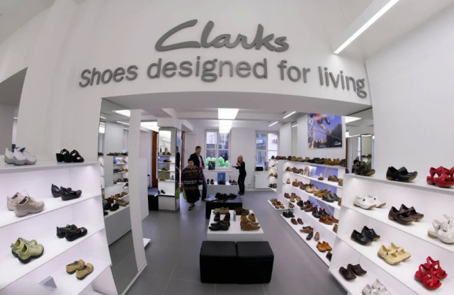 收购英伦百年品牌clarks 李宁二次抄底 收购 Clarks 李宁 莱恩资本 非凡中国 堡狮龙