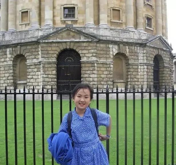帕丽斯·希尔顿|假名媛有1000种伪装套路，但她们远不如豪门真名媛有手段