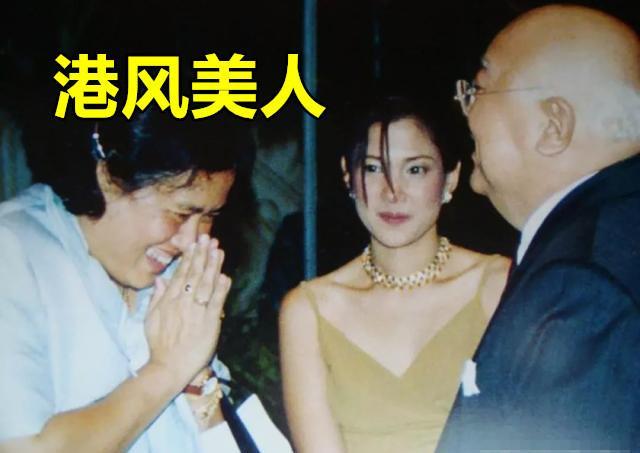 颂莎瓦丽王妃妹妹惊艳曾是港风美人两个学霸儿子毕业亲吻妈妈