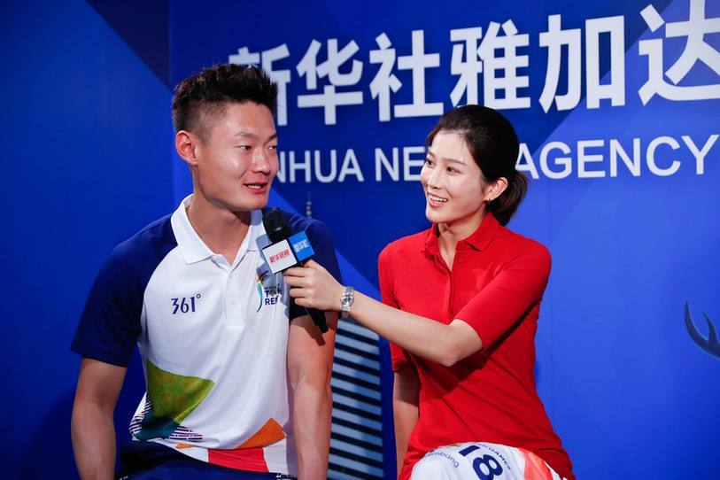 未婚先孕,情侣档频亮相,张培萌漠寒感情里的细节是甜蜜过往还是悲剧