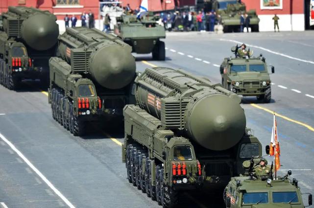 洲际导弹最快速度:俄20马赫,美15马赫,东风