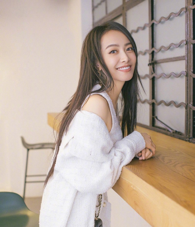 金鹰女神|金鹰女神观众喜爱女演员清票后，排名票数差距大，宋茜也太尴尬了