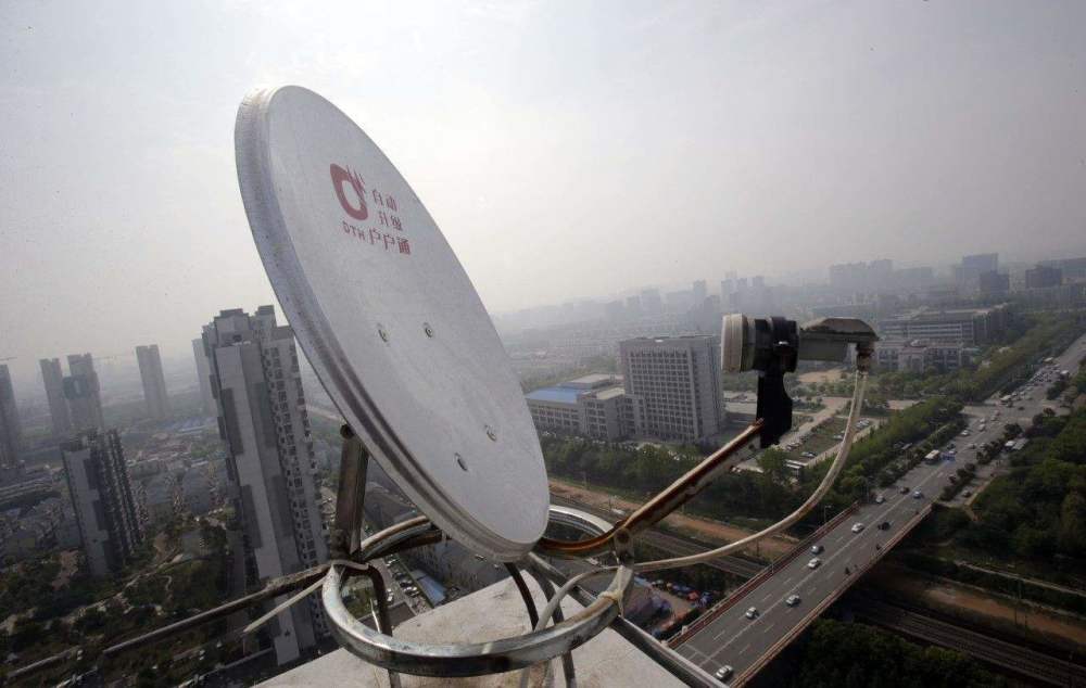 卫星锅|卫星锅能看到国外频道，为何国家禁止安装？危害比想象的大