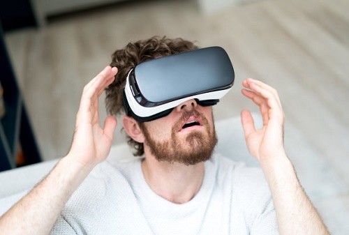 科学家|科学家深入研究，发现一个另类的事实？人类可能存活在虚拟世界！