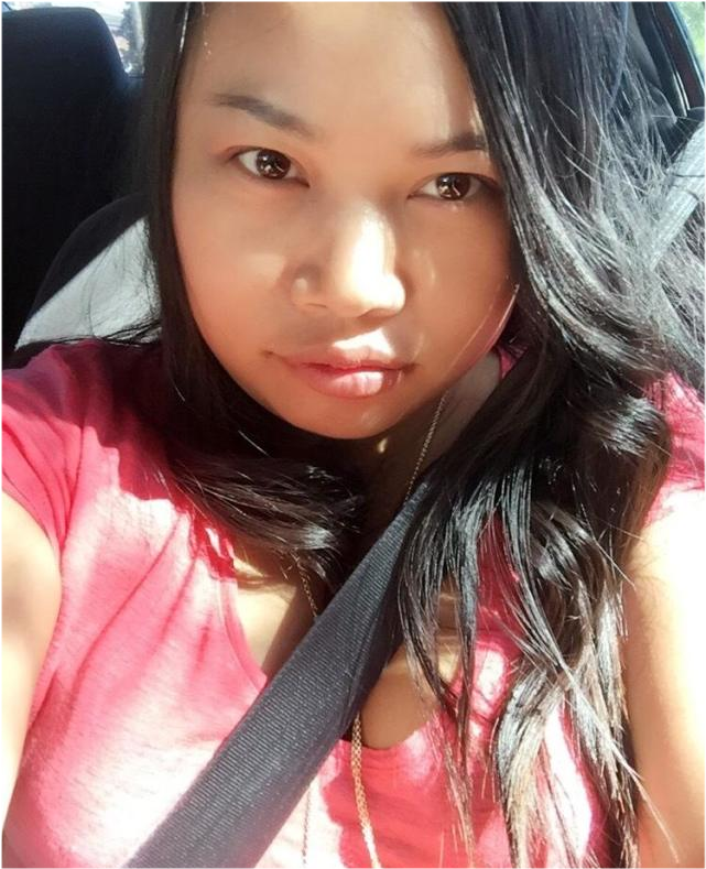 网红鼻祖凤姐开直播吐苦水活得不如狗曾放话饿死不回国