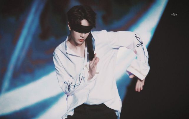 王一博语录合集 什么时候你开着大摩托车去娶粉丝 换别人吧你们 王一博